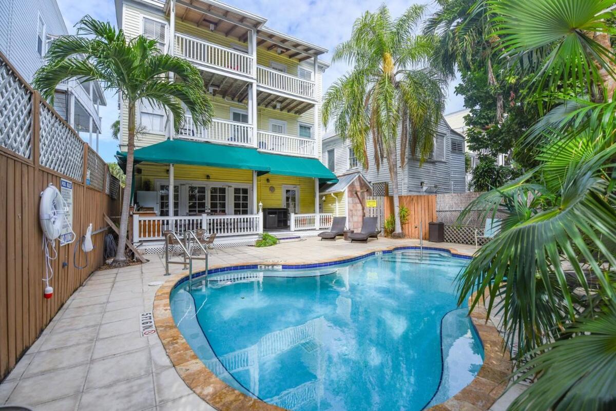 Curry House - Pool, King Bed & Balcony! Room 7 Key West Exteriör bild