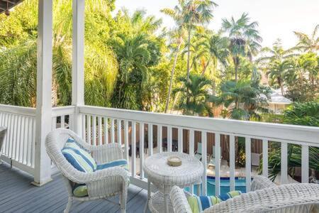 Curry House - Pool, King Bed & Balcony! Room 7 Key West Exteriör bild